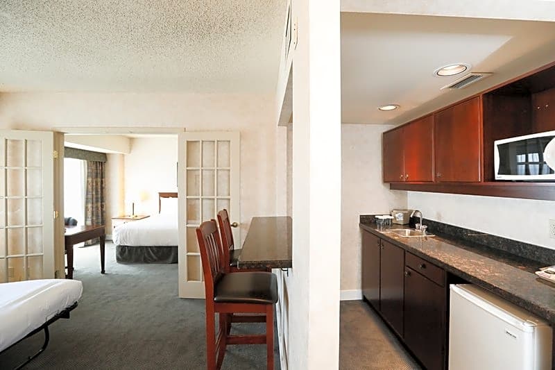 Atrium Hotel Vancouver