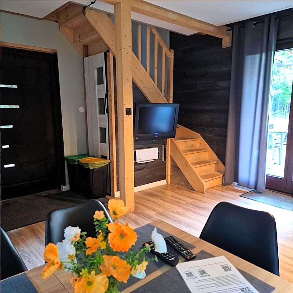 Ranczo w lesie - domki z jacuzzi