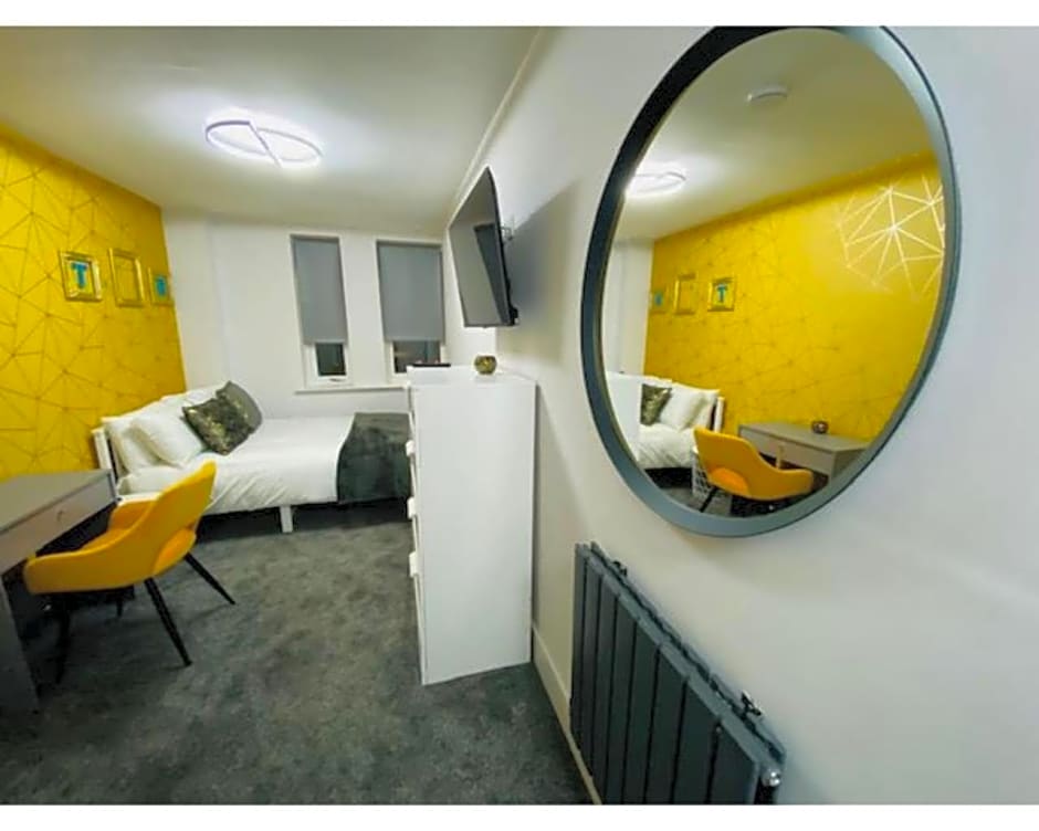 Townhouse PLUS @ Lower Beth Street Stoke