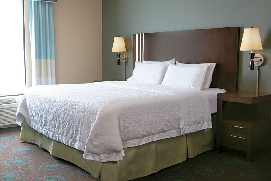 Hampton Inn and Suites - Lincoln Northeast