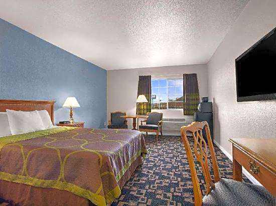 Super 8 by Wyndham Springfield/Eugene