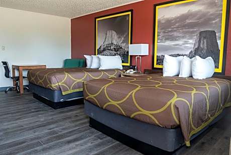 Deluxe Queen Room with Two Queen Beds - Non-Smoking