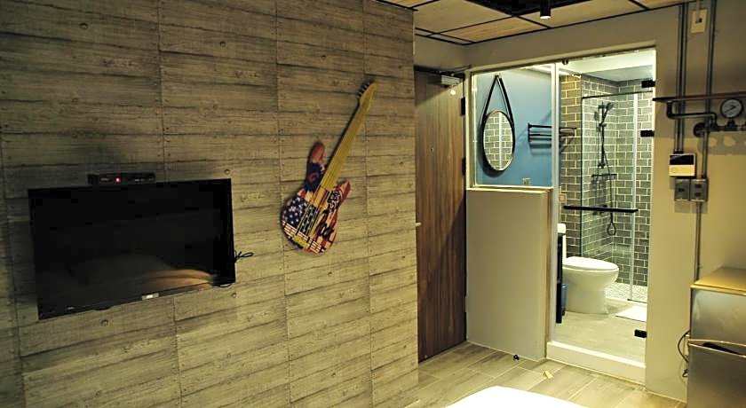 18th prussianblueinn