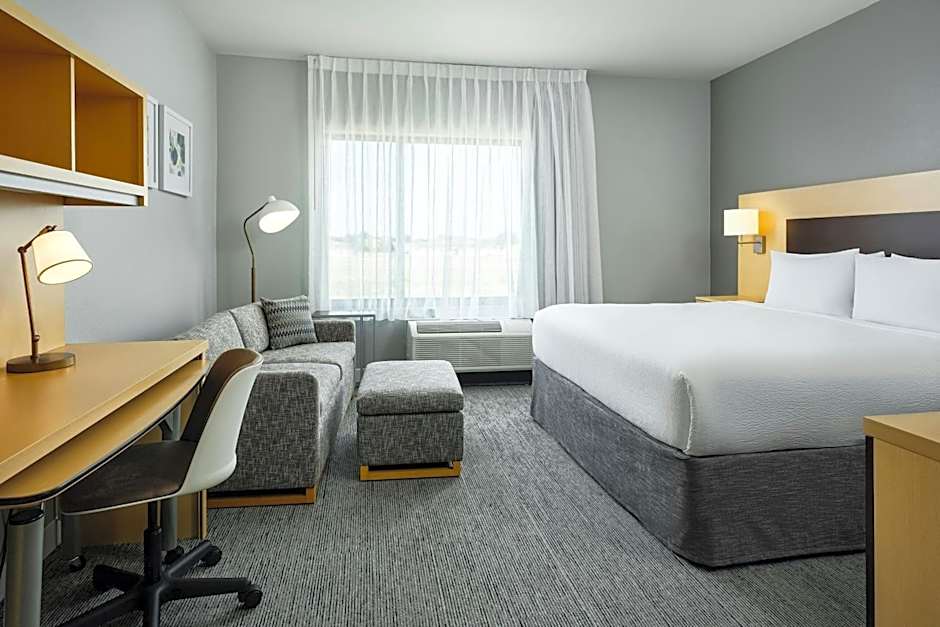TownePlace Suites by Marriott Dickinson