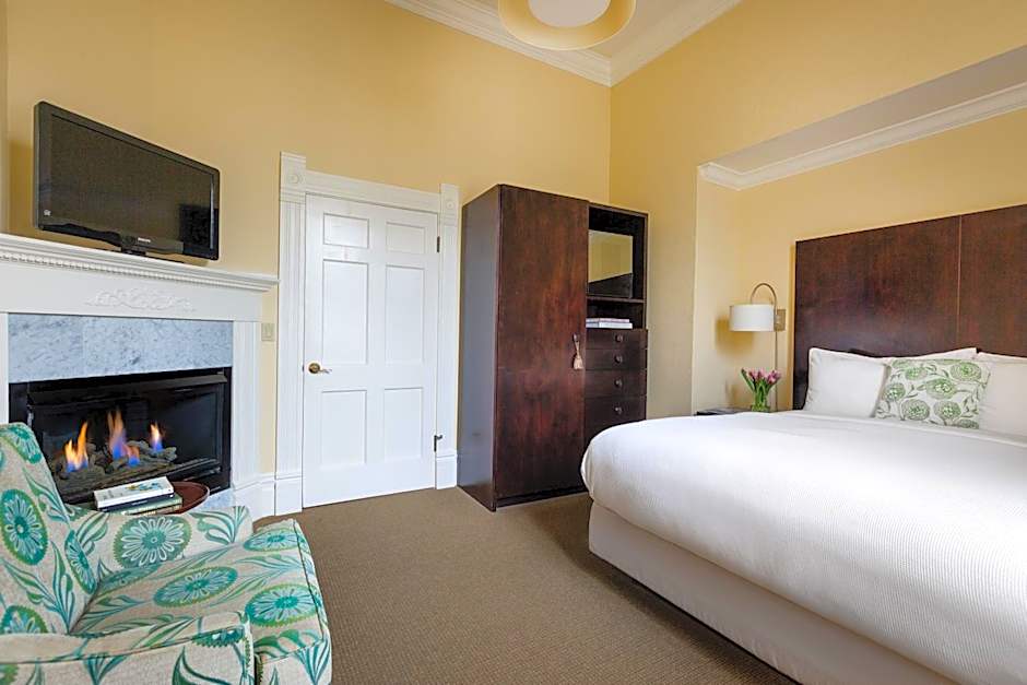 Healdsburg Inn on the Plaza, A Four Sisters Inn