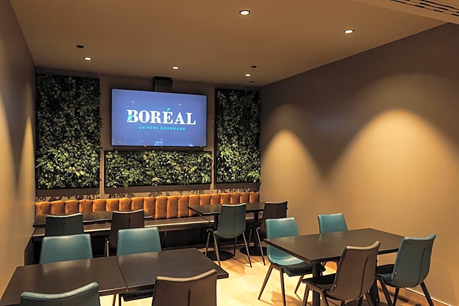 Hotel Universel, Centre De Congres Riviere-Du-Loup