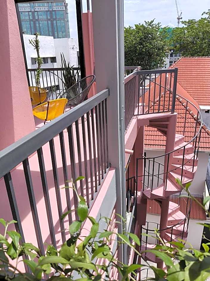 The Brownstone Hostel & Space