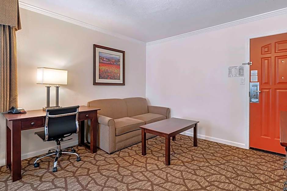 Best Western Salinas Monterey Hotel