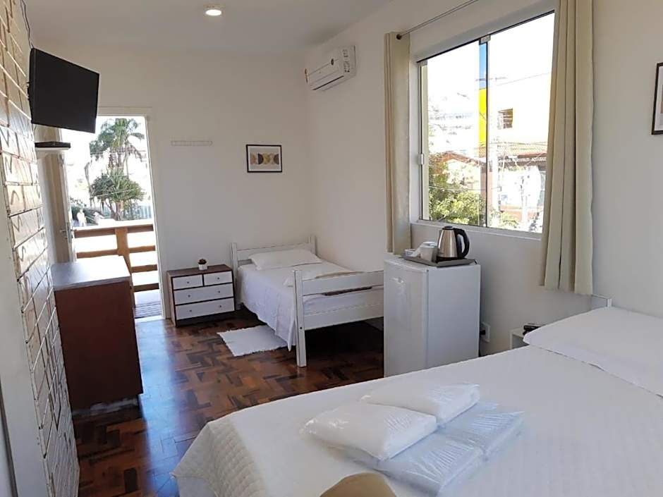 Pousada Ingleses Beach