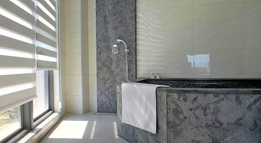 Gamalan FL Spring Hotel