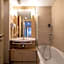 Clarion Aparthotel Toulouse Blagnac Airport