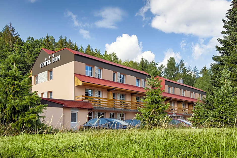 Hotel Bon