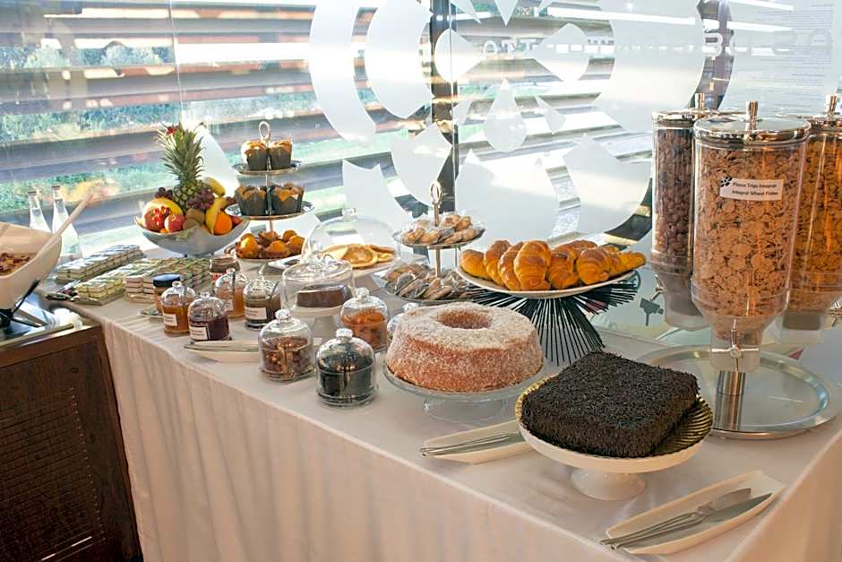 Hotel Portas De Santa Rita