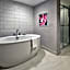 DoubleTree by Hilton Fairfield Hotel & Suites, NJ