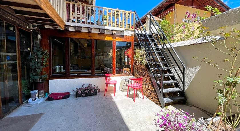 Shangri-La Timeless Inn