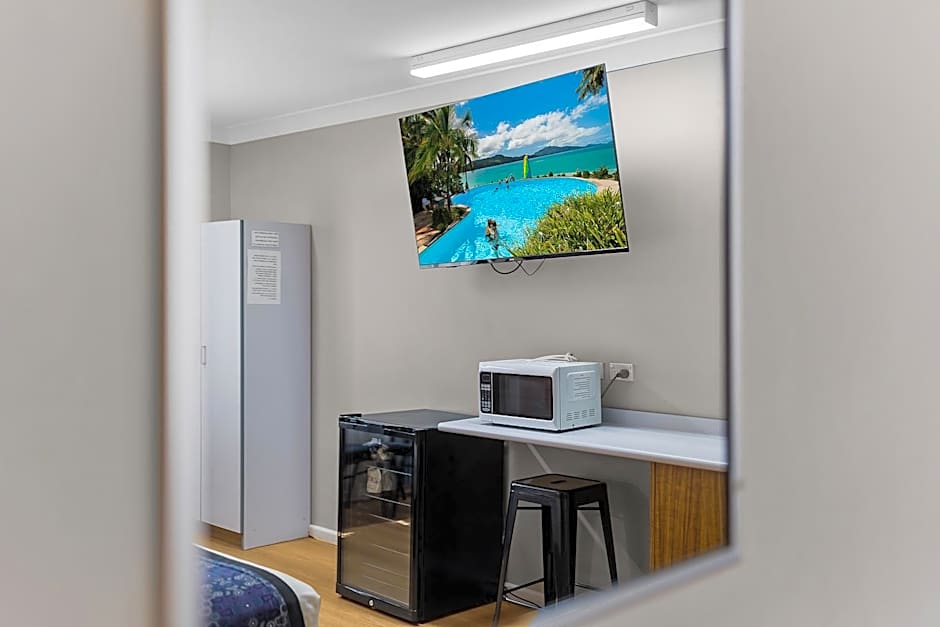 Castlereagh Motor Inn