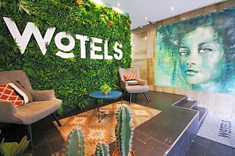 Bed in 6 Bed Female Dormitory Ensuite with Balcony