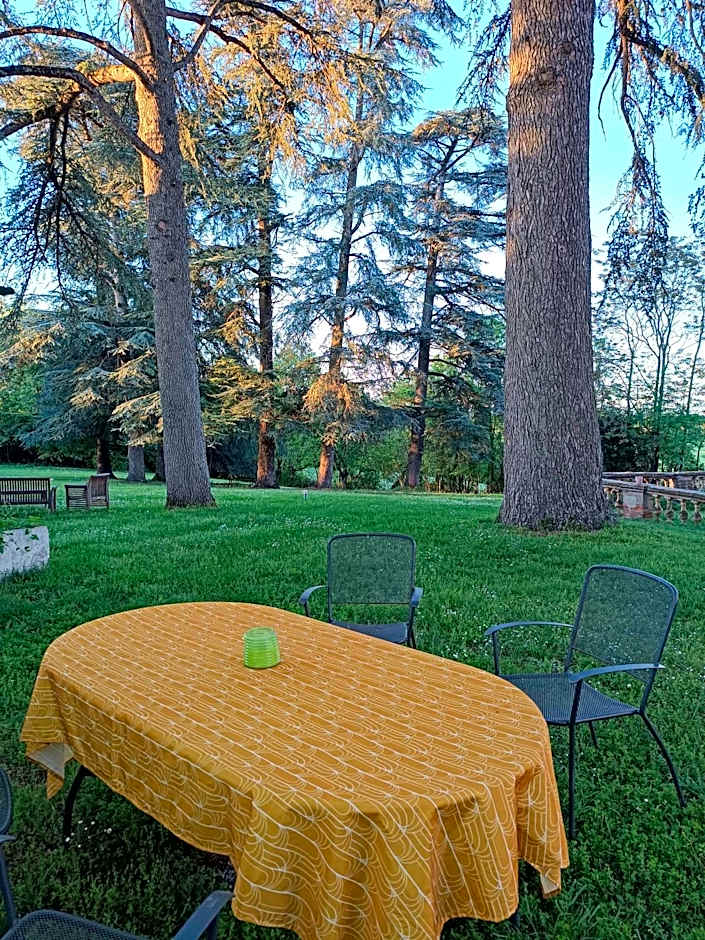 Le Jardin Des Cèdres