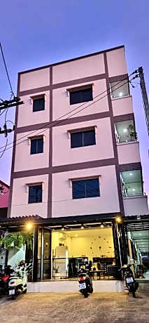 ก้านกล้วยแมนชั่น Gankluy Mansion