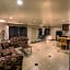 Edge Water Inn