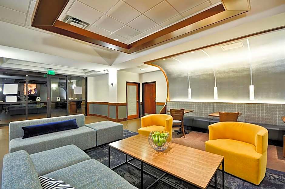 Hyatt Place Tampa Airport/Westshore