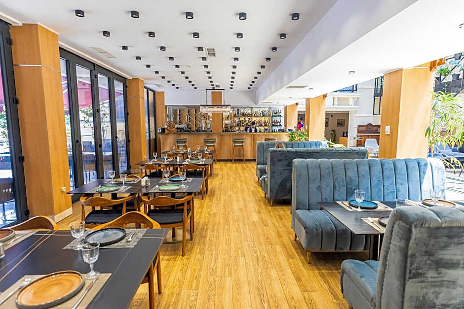 Mukhrantubani Boutique Hotel