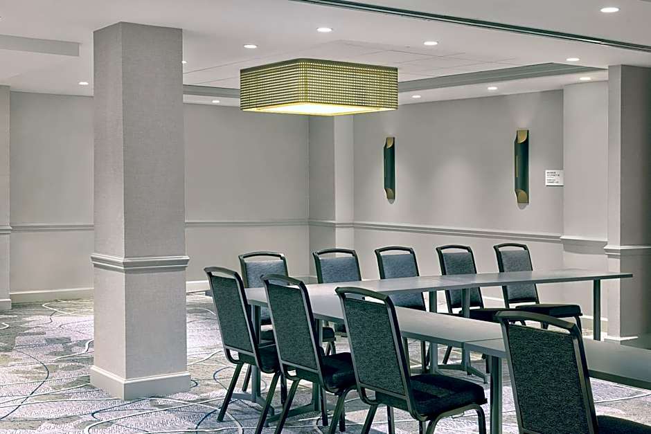 Le Meridien St. Louis Downtown