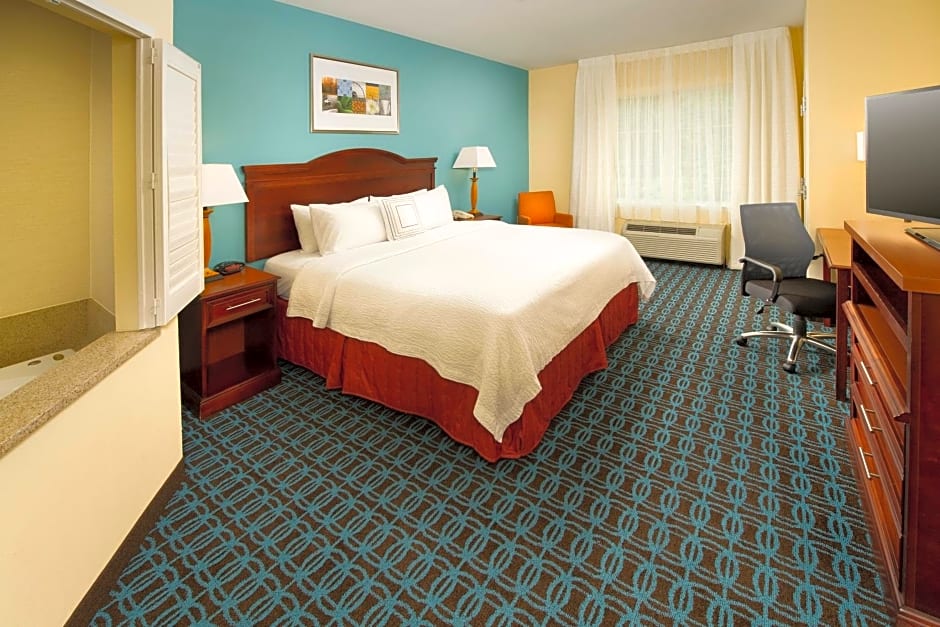 Fairfield Inn & Suites by Marriott Marshall