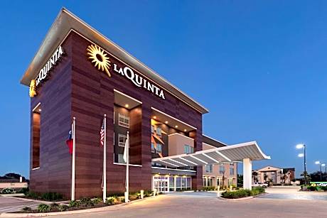 La Quinta Inn & Suites by Wyndham Texas City I 45