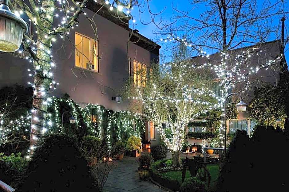 Riverbank House Hotel