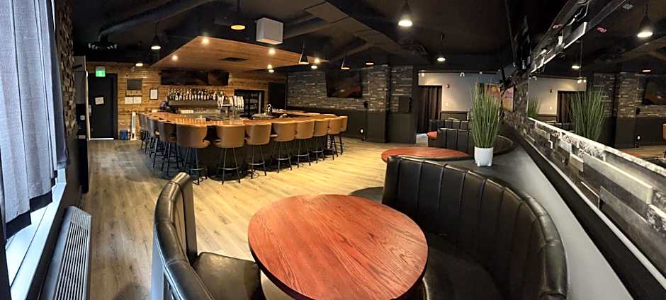 Ramada by Wyndham Estevan