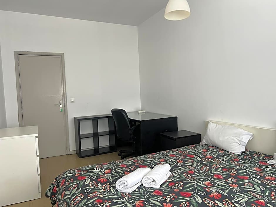 Smile4Porto Guest House