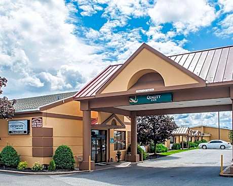 Quality Inn Buffalo Airport