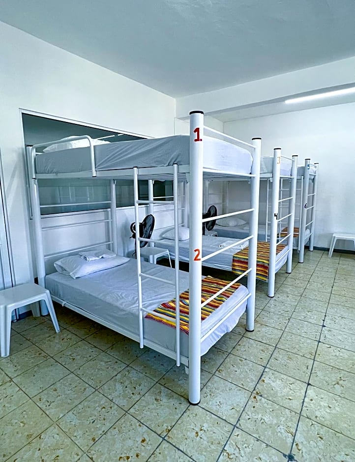 Vive Alegria Hostel