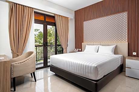 Deluxe Double Room with Balcony