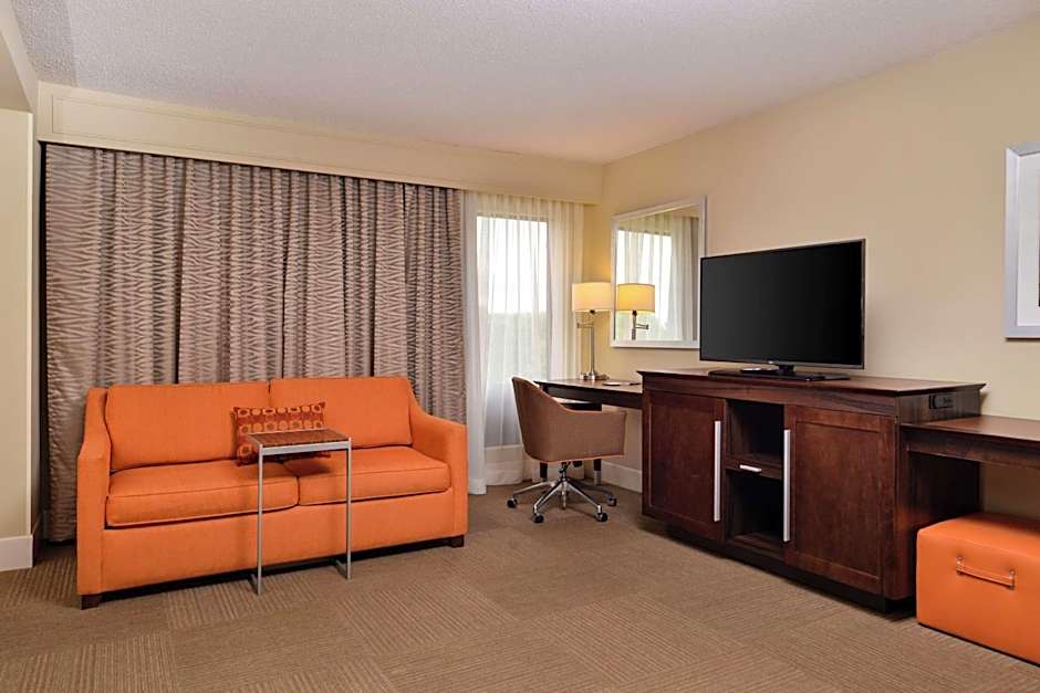 Hampton Inn By Hilton South Hill