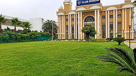 Club Riviera