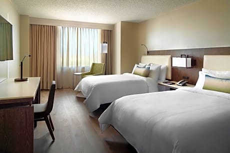 Guest Room with Two Double Beds