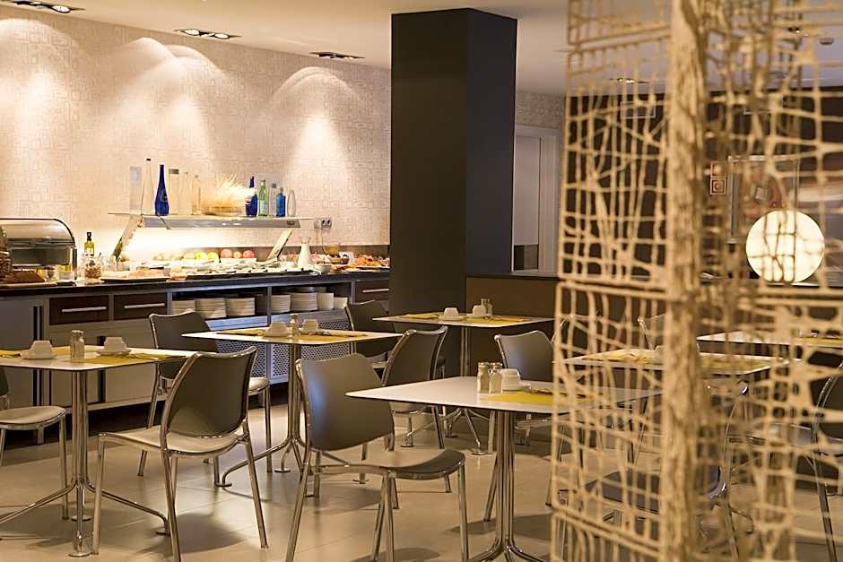 Magnolia Hotel - Adults Only