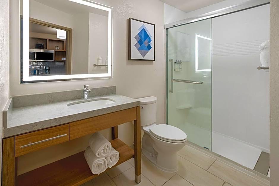 Candlewood Suites Richmond - South By IHG