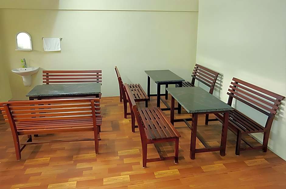 Cherai Beach Palace
