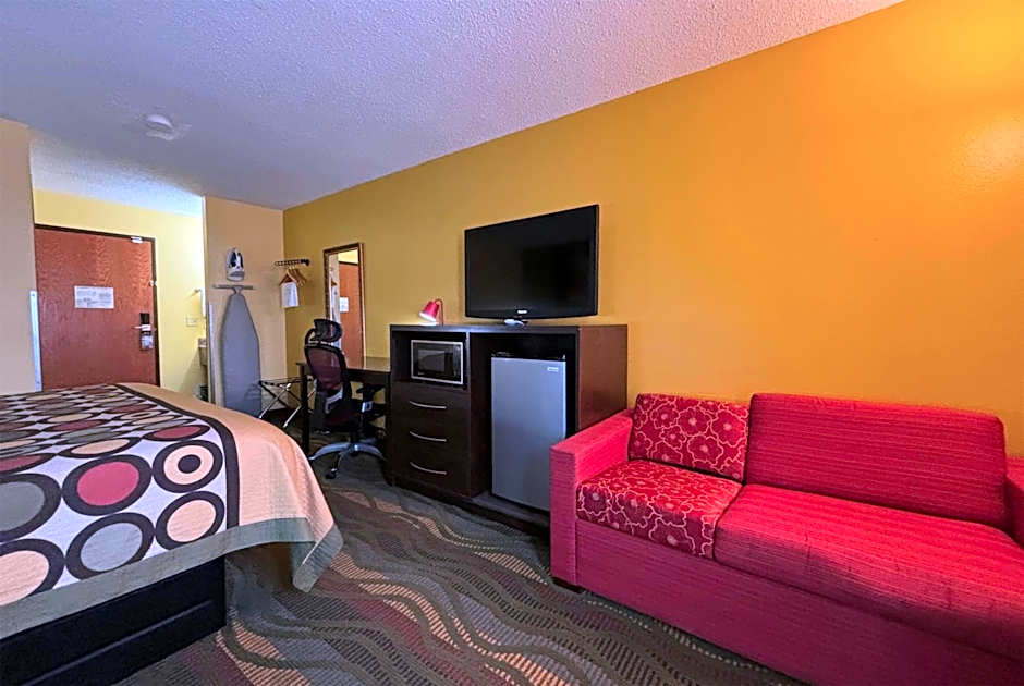 Super 8 by Wyndham Jacksonville