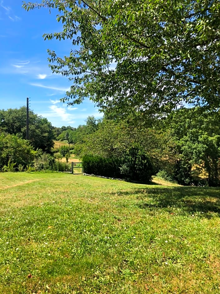 Le Cerisier Saint-Barbant