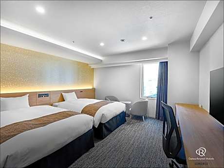 Standard Twin Room - Non-Smoking