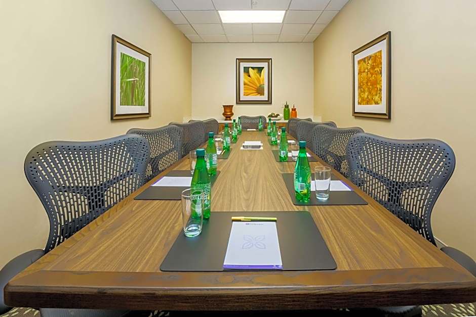 Hilton Garden Inn Bakersfield