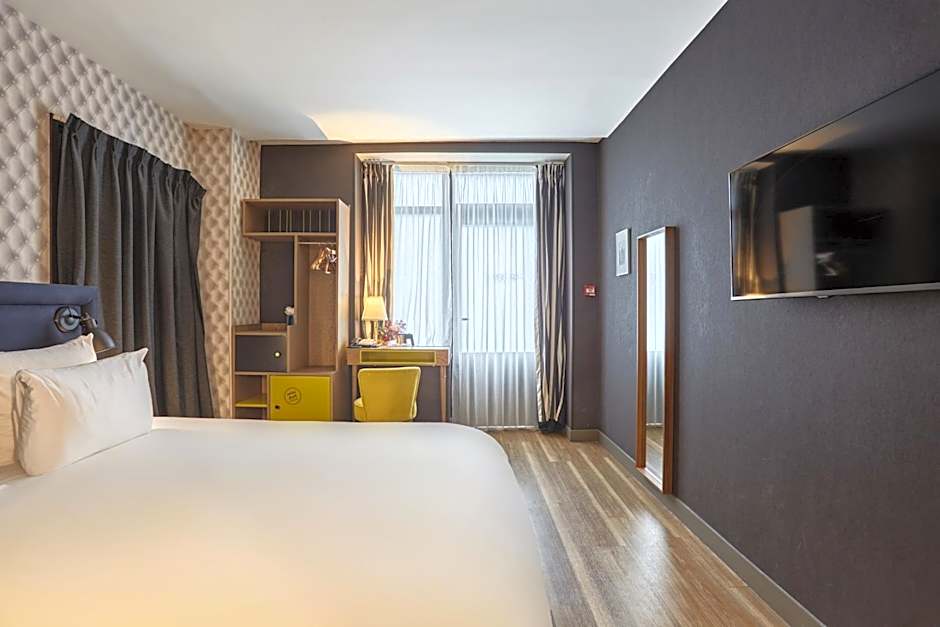 Hôtel La Parizienne - Proche Montparnasse