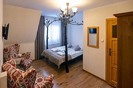 Large Double Room