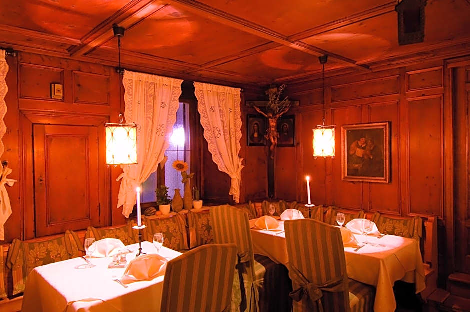 PALMENGARTEN Hotel Gstör