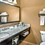 Clarion Pointe Medford