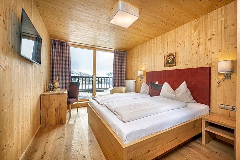 Hotel Almschlössl & Schrotteralm